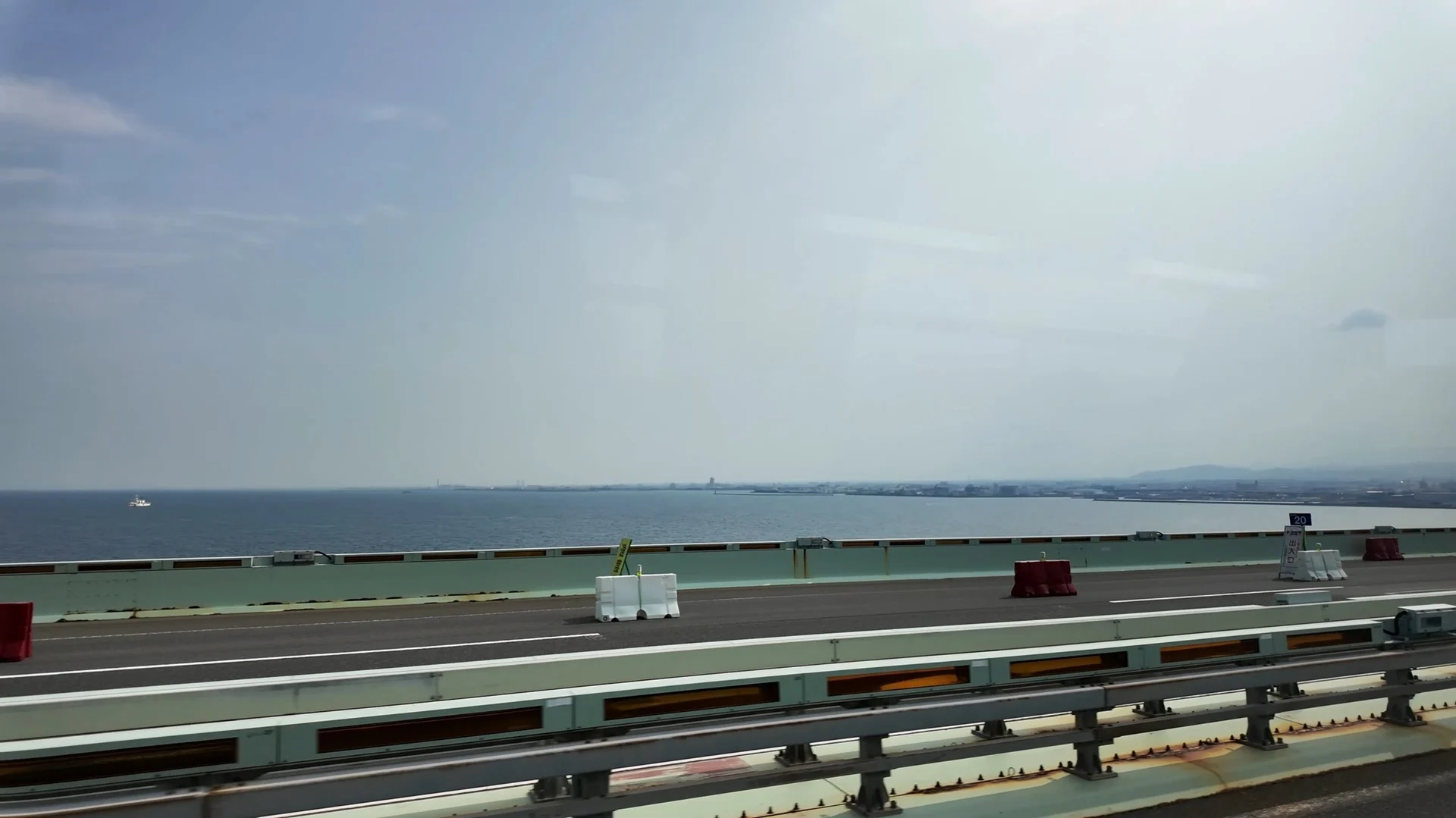 关西机场大桥上风景